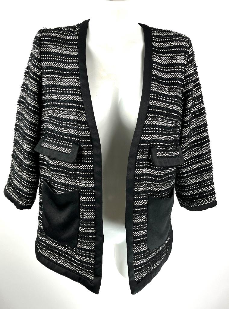 BY MALENE BIRGER Zwart wit zilver draad vest jasje  Maat 38, Kleding | Dames, Jasjes, Kostuums en Pakken, Zo goed als nieuw, Jasje