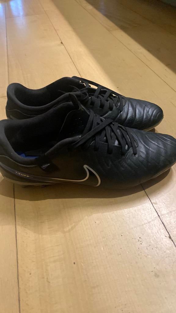 Nike Tiempo maat 42 (41) zwart, Ophalen, Maat XS of kleiner, Schoenen, Zo goed als nieuw