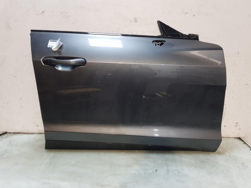 Portier Rechts Voor Audi e-tron GT (F83) 2022 4J3831052B, Gebruikt, Auto-Union-Straße  1, Ingolstadt 85057, , Duitsland, Info@audi.de