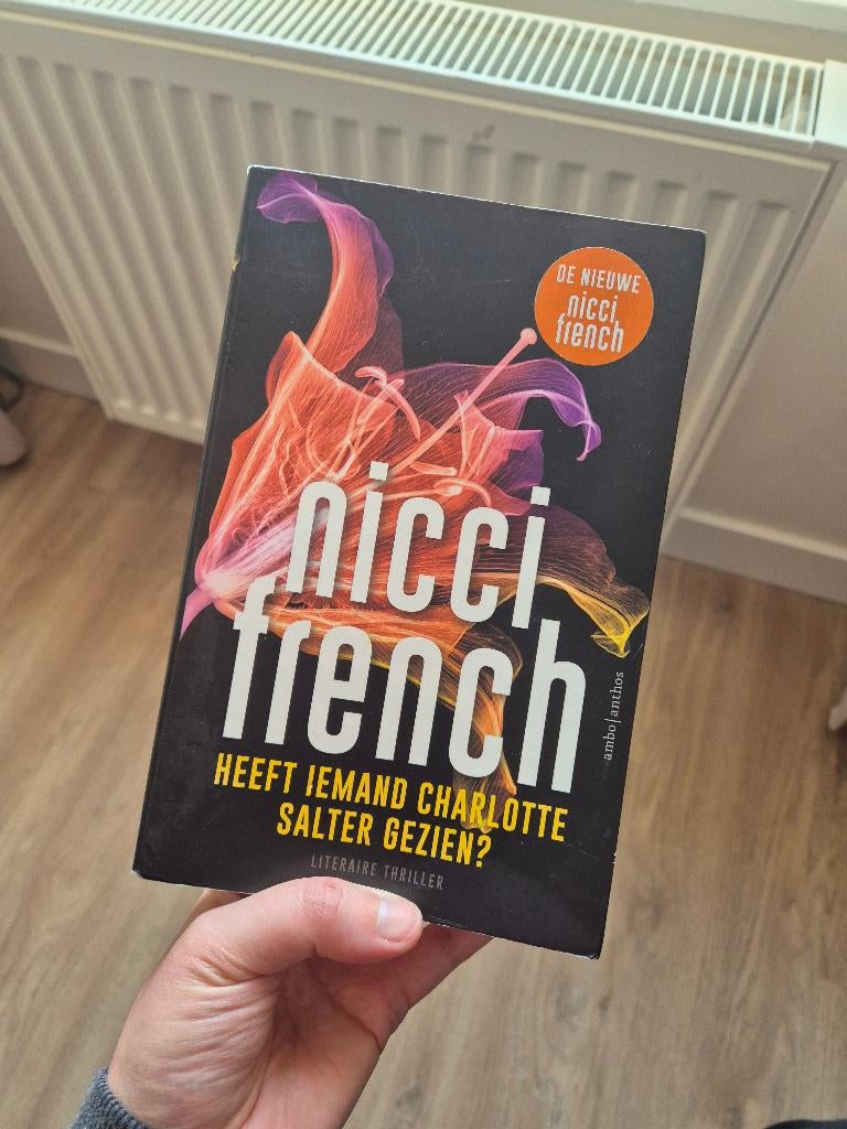 Nicci French - Heeft iemand Charlotte Salter gezien?, Ophalen of Verzenden, Gelezen, Nicci French