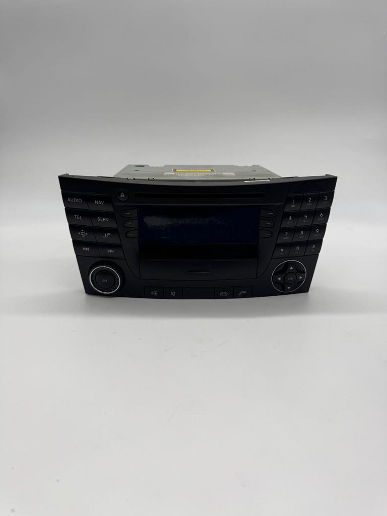 Mercedes E/CLS Klasse Radio/Multimedia Systeem (2002-2009), Ophalen of Verzenden, Gebruikt