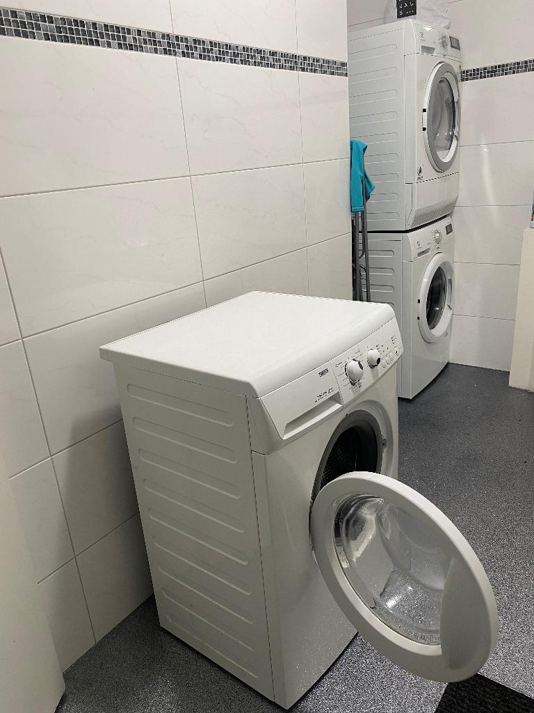 Zanussi ZWG5140 wasmachine, Ophalen, Zo goed als nieuw, 85 tot 90 cm, 1200 tot 1600 toeren