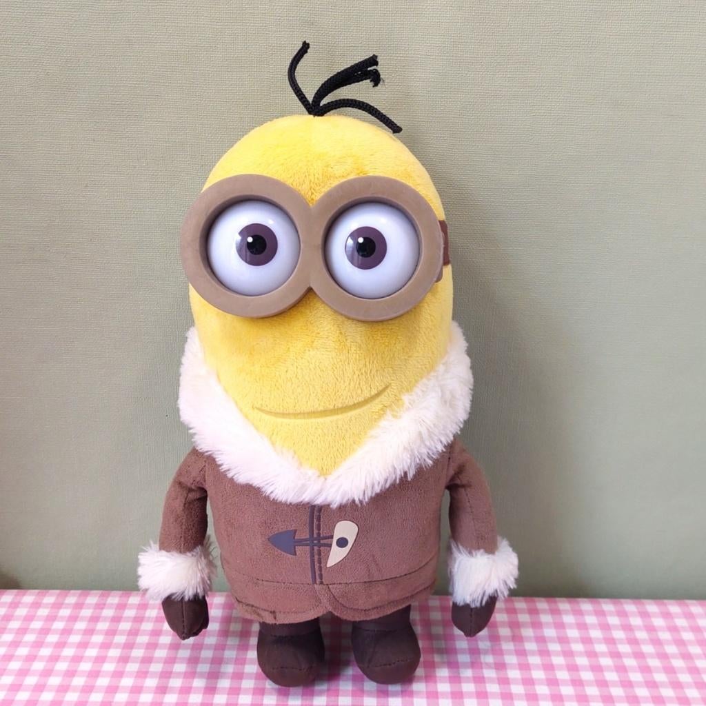 Minions knuffel kevin winterjas/parka Illumination 30 cm pop, Overige typen, Onbekend, Ophalen of Verzenden, Zo goed als nieuw