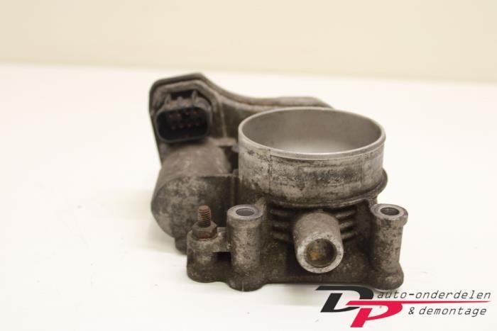 Gasklephuis van een Opel Vectra, Gebruikt, -, -, Opel