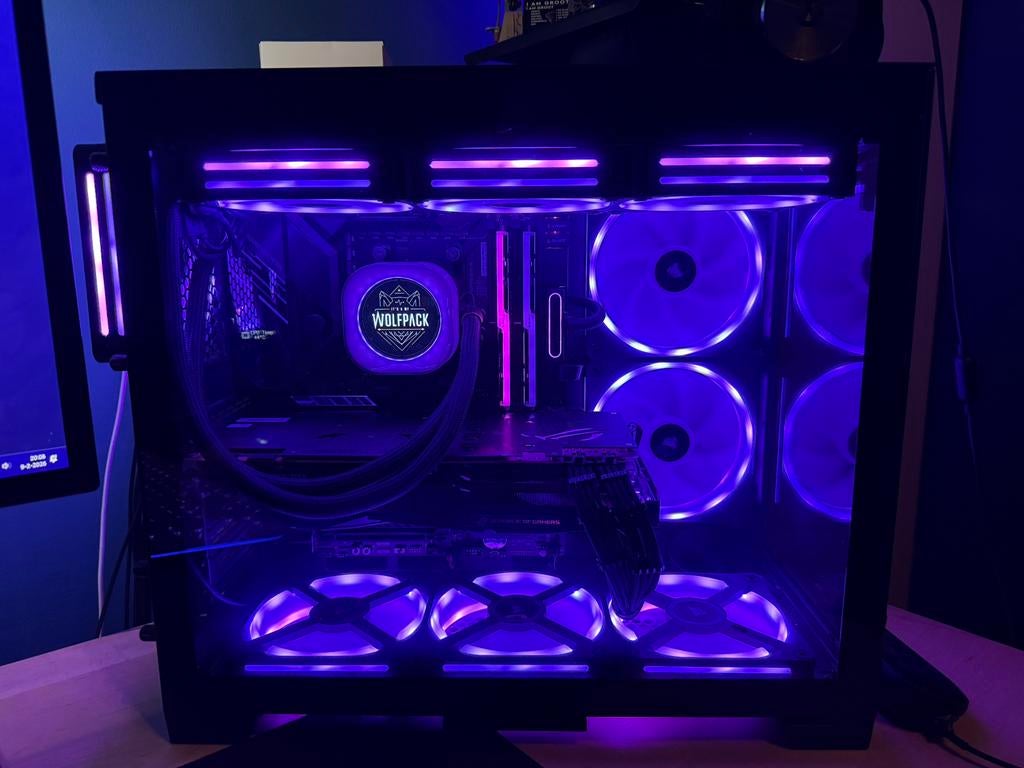 Lian Li o11 Dynamic Mini, Computers en Software, Computerbehuizingen, Ophalen of Verzenden, Zo goed als nieuw