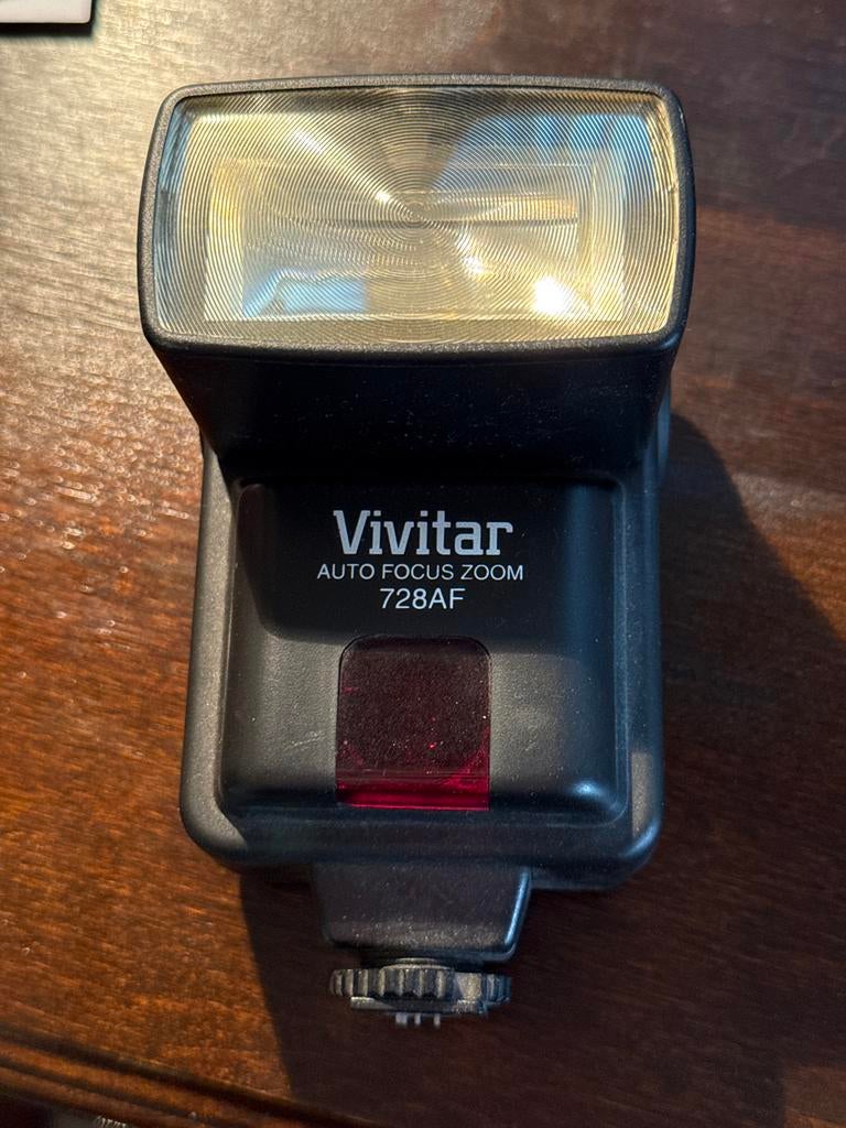 Vivitar Autofocus Zoom 728AF Flitser, Ophalen of Verzenden, Gebruikt, Overige merken, Kantelbaar