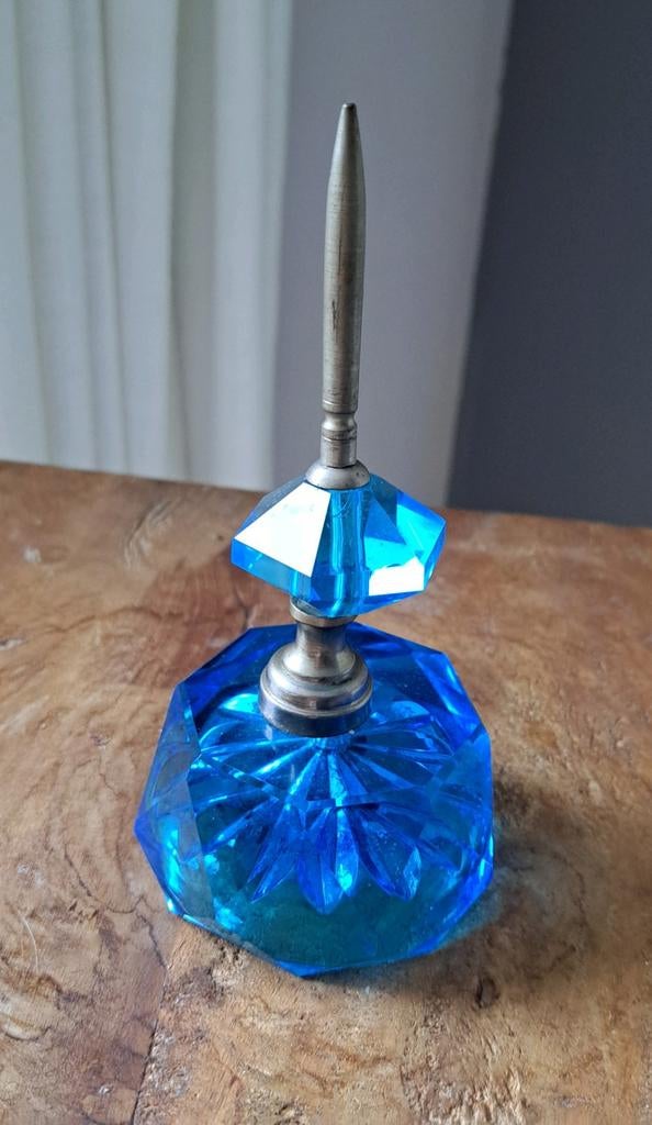 Vintage briefhouder / Bonnenprikker - radiant blue glass, Ophalen of Verzenden