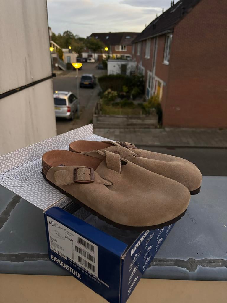 Birkenstock Boston Suède Taupe Maat 40, Ophalen of Verzenden, Zo goed als nieuw, Beige, Instappers