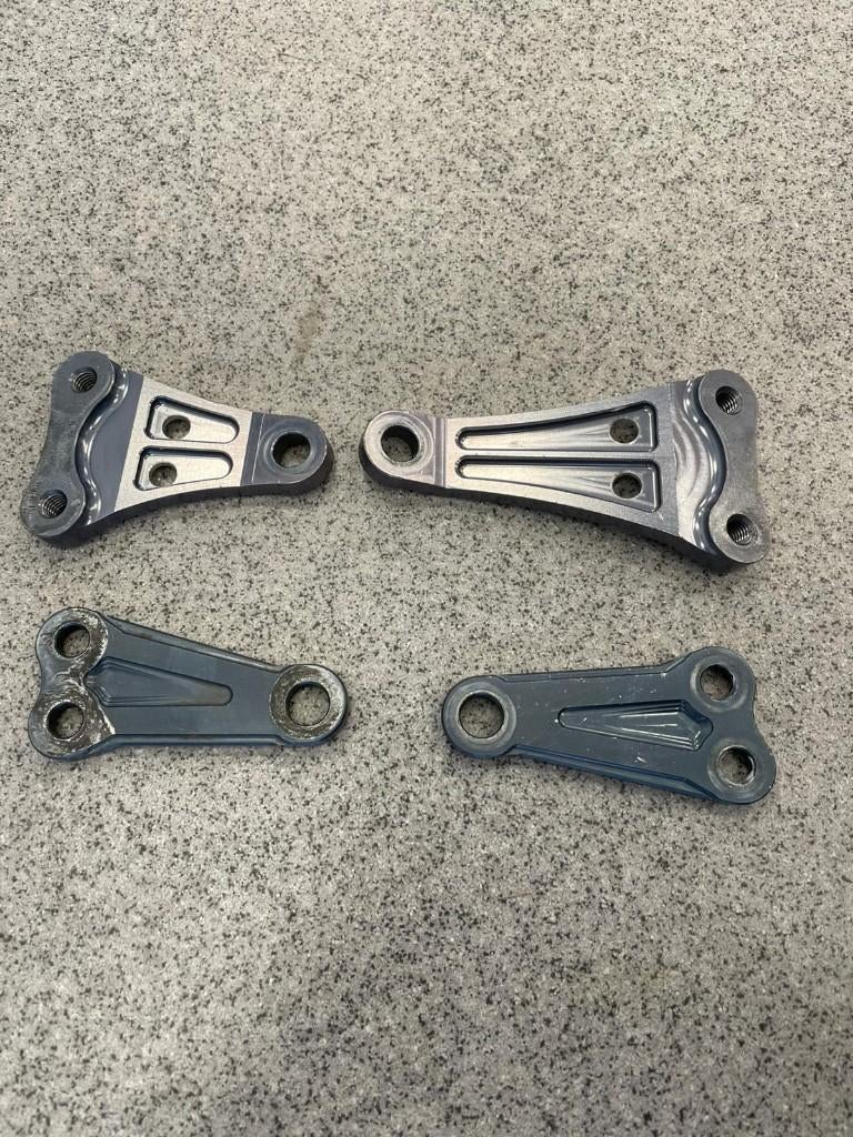 CNC gefreesde lichtgewicht aluminium motorsteunen Kawasaki, Gebruikt, De Heurne, Ophalen of Verzenden, Groot Motoren