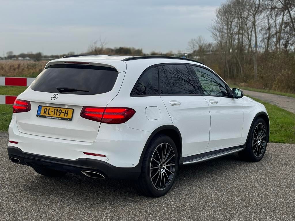 Mercedes-Benz GLC 250 211pk 4MATIC 9G-TRONIC 2018 Wit, Auto's, Automaat, 15 km/l, Zwart, 4 cilinders
