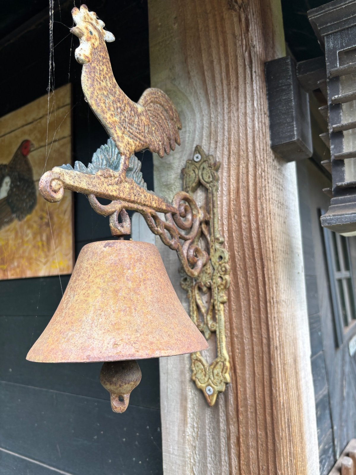 Gietijzeren wandbel met haan decoratie, Huis en Inrichting, Gebruikt, Ophalen of Verzenden, Landelijk, Metaal