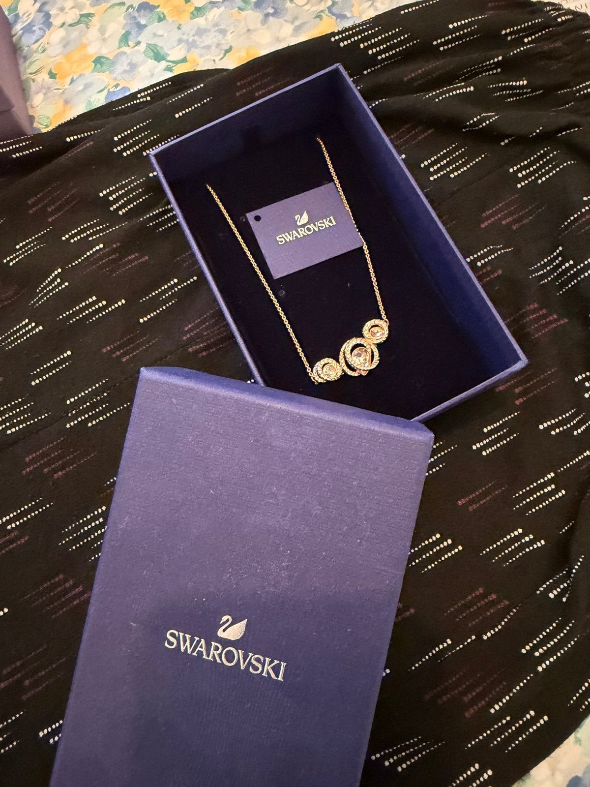 Swarovski halsketting-Nieuwe, Ophalen of Verzenden, Nieuw, Goud, Overige materialen