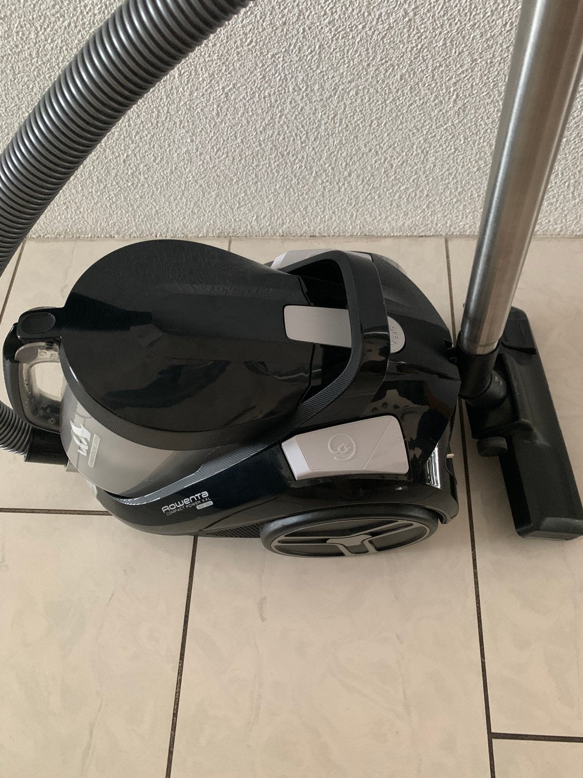 Te Koop Stofzuiger zonder zak, Witgoed en Apparatuur, Stofzuigers, Ophalen, Zo goed als nieuw