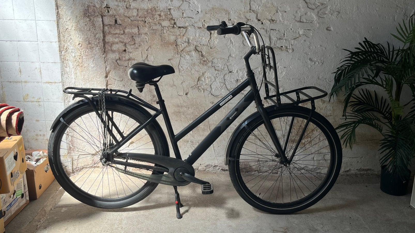 Zwarte Giant Triple X CS2 damesfiets 3 versnellingen, Fietsen en Brommers, Fietsen | Dames | Damesfietsen, Ophalen, Terugtraprem