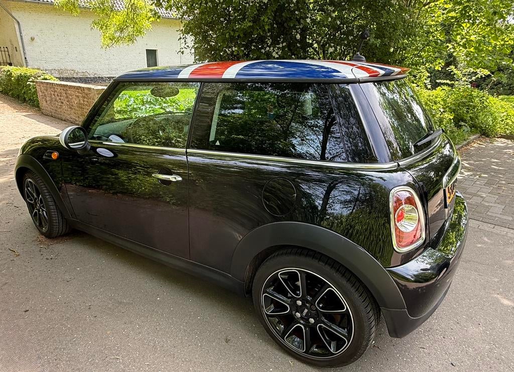 Mini Cooper Chili 2011 Zwart, lage km-stand, Auto's, Voorwielaandrijving, Stof, 40 €/maand, Zwart