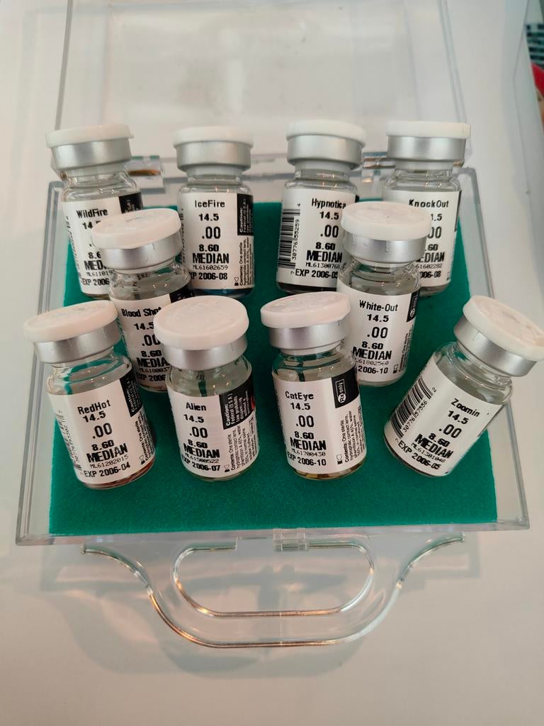 Gekleurde contactlenzen - 2 doosjes, Verzenden, Overige kleuren, Handen en Nagels