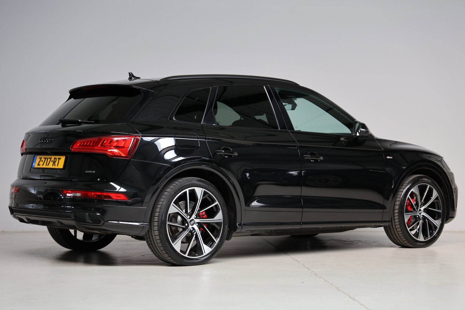 Audi Q5 55 TFSI e Quattro Competition | B&O | 360 camera | a, Auto's, Automaat, Dealer onderhouden, 1750 kg, 4 cilinders