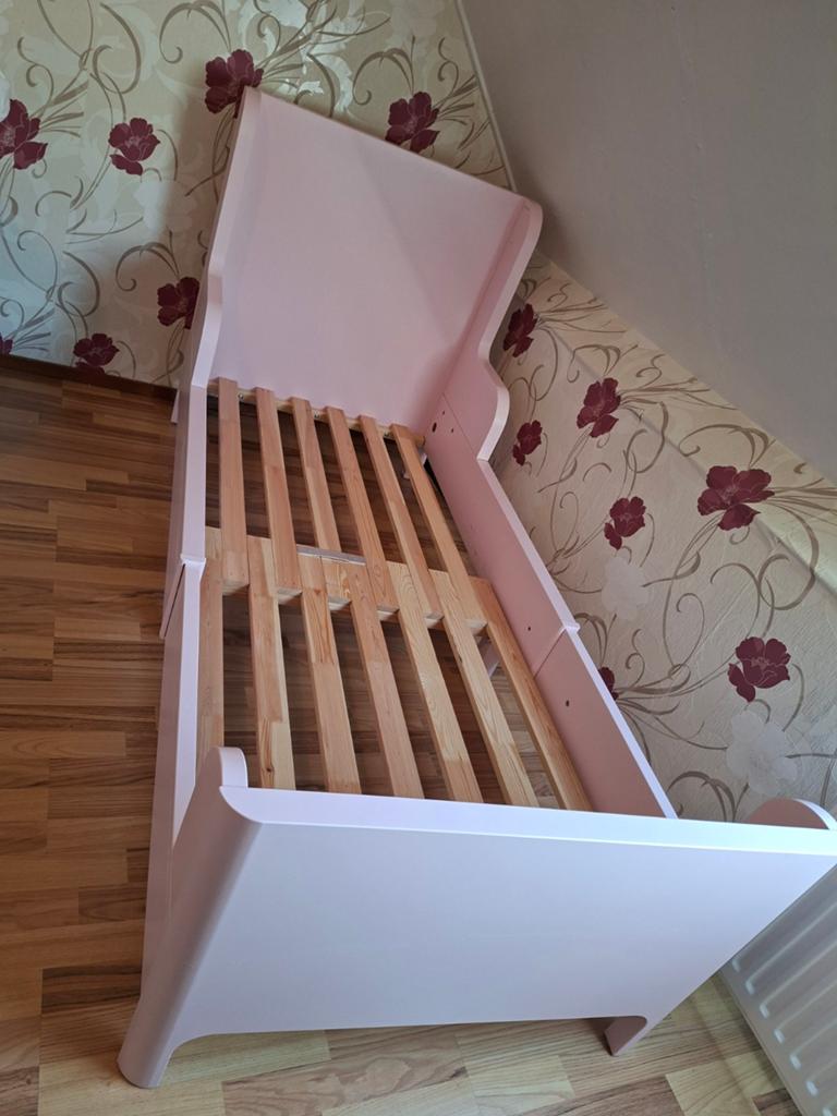 Mooi kinderbed, Kinderen en Baby's, Kinderkamer | Bedden, 85 tot 100 cm, Ophalen of Verzenden, Zo goed als nieuw, Matras