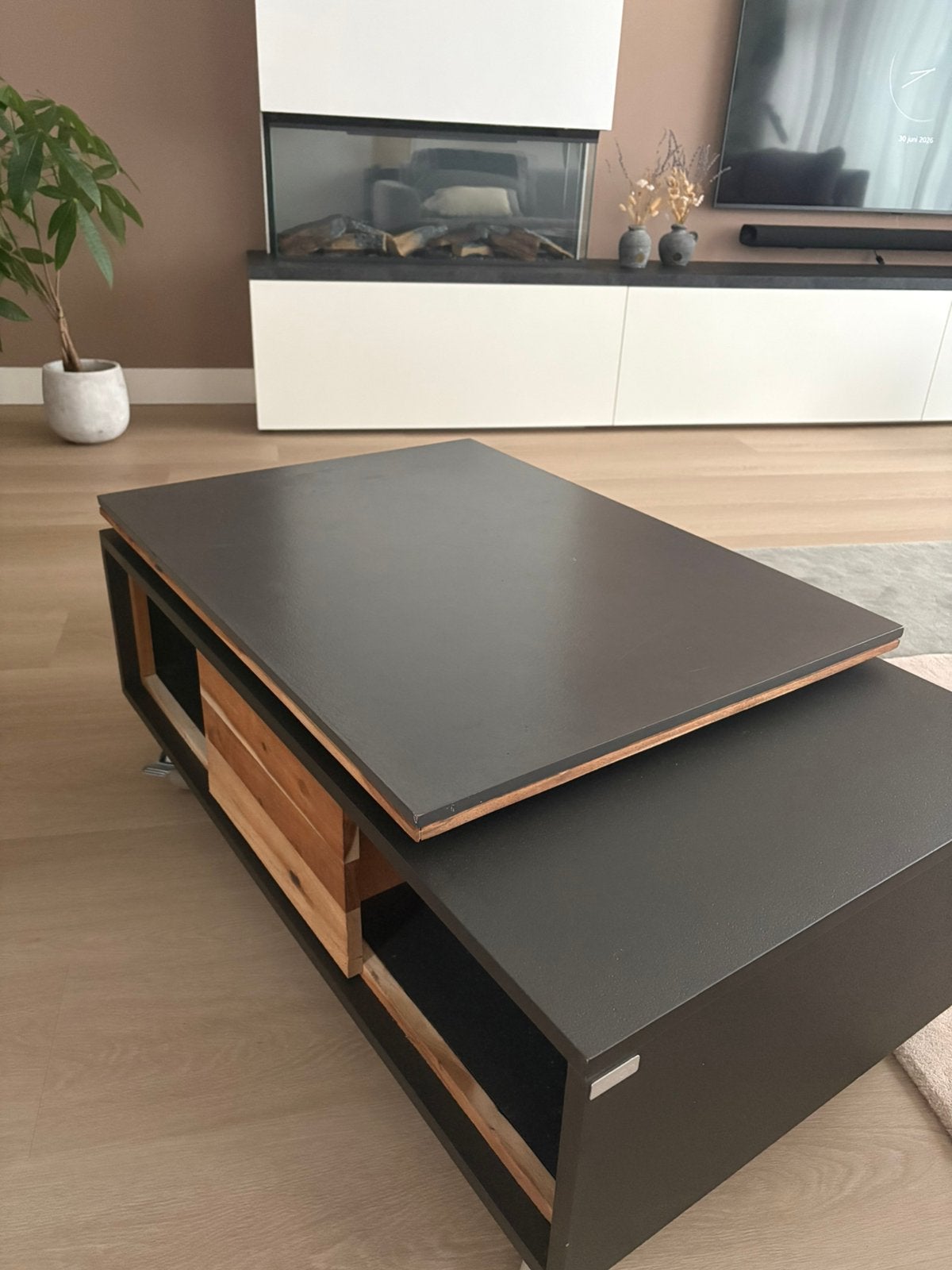 Salontafel, draaiend en op wieltjes, Ophalen, Gebruikt, 50 tot 100 cm, 50 tot 100 cm