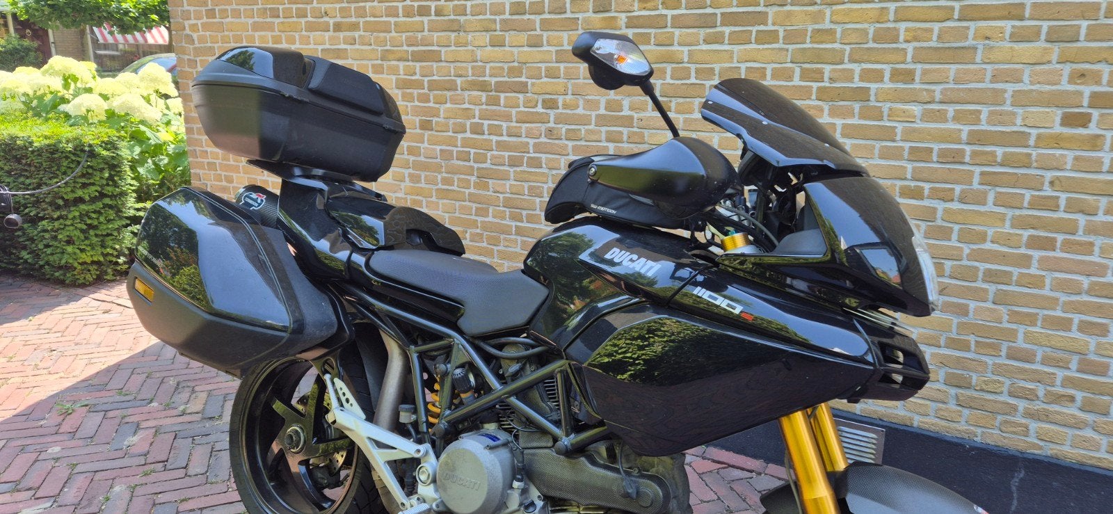 Ducati Multistrada 1100S, Motoren, 2 cilinders, Particulier, Meer dan 35 kW, Toermotor