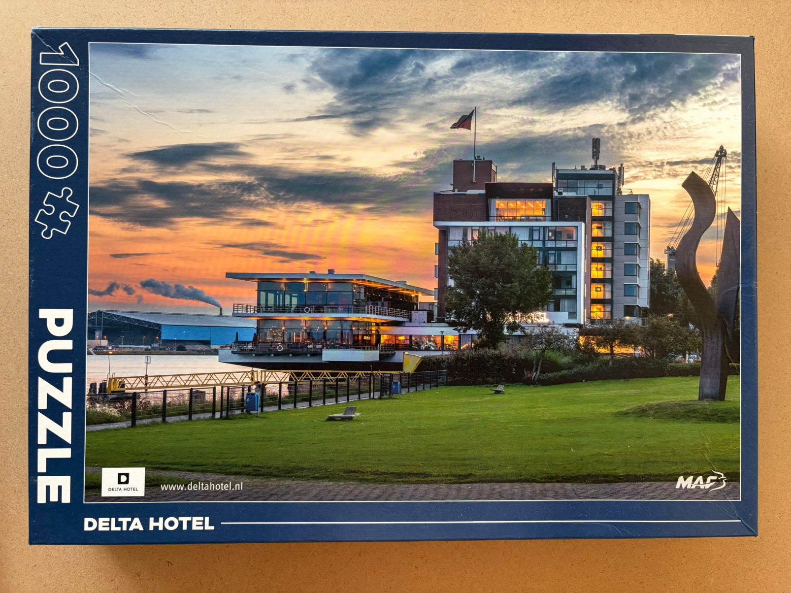 Delta Hotel Puzzel Vlaardingen 1000 stukjes - Zonsondergang, Ophalen, 500 t/m 1500 stukjes, Nieuw, Legpuzzel