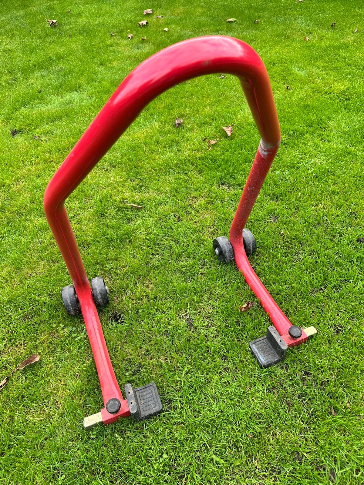 Paddockstand voor het achterwiel motorstand paddock stand, Motoren, Ophalen