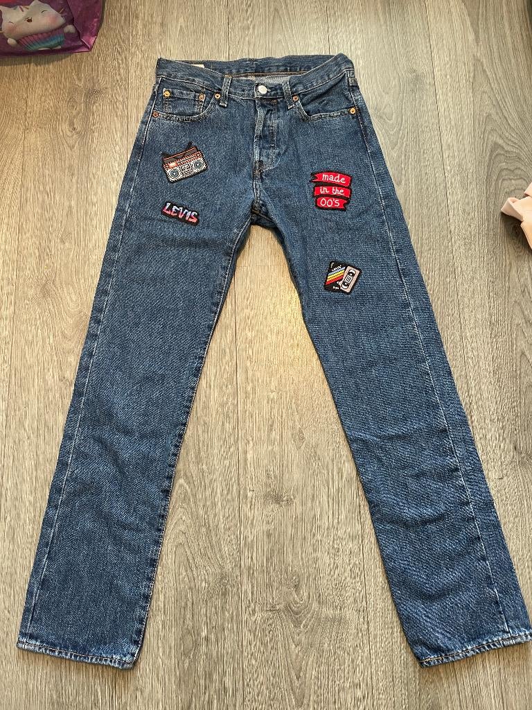 LEVI'S 501 unisex spijkerbroek jeans patches mt W29 L32, Blauw, W32 (confectie 46) of kleiner, Ophalen of Verzenden, Zo goed als nieuw
