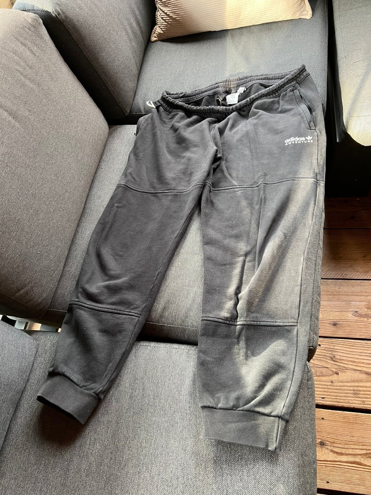 Adidas joggingbroek ruime xl, Ophalen of Verzenden, Gedragen, Zwart, Broek of Spijkerbroek