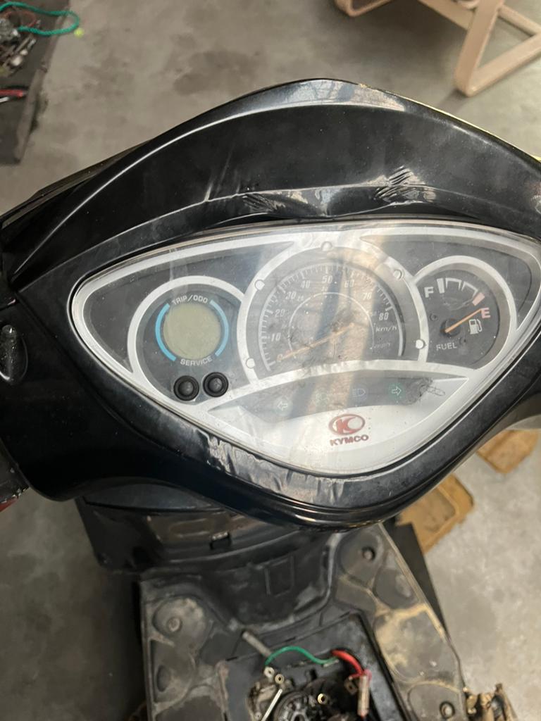 Kymco People S 4T opknapper / donor scooter / in onderdelen, Ophalen, Zo goed als nieuw, Benzine, People S