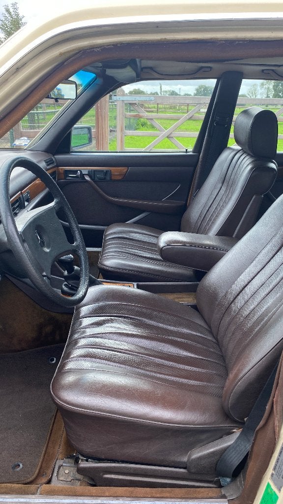 Mercedes 300SD turbodiesel 1981 oldtimer, foto 9