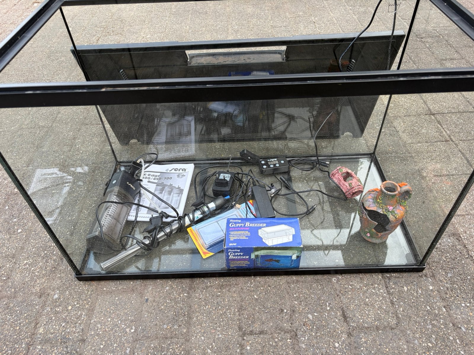 Superfish 150L aquarium met sera 700 binnen filter, Ophalen, Inclusief deksel, Zo goed als nieuw, Leeg aquarium