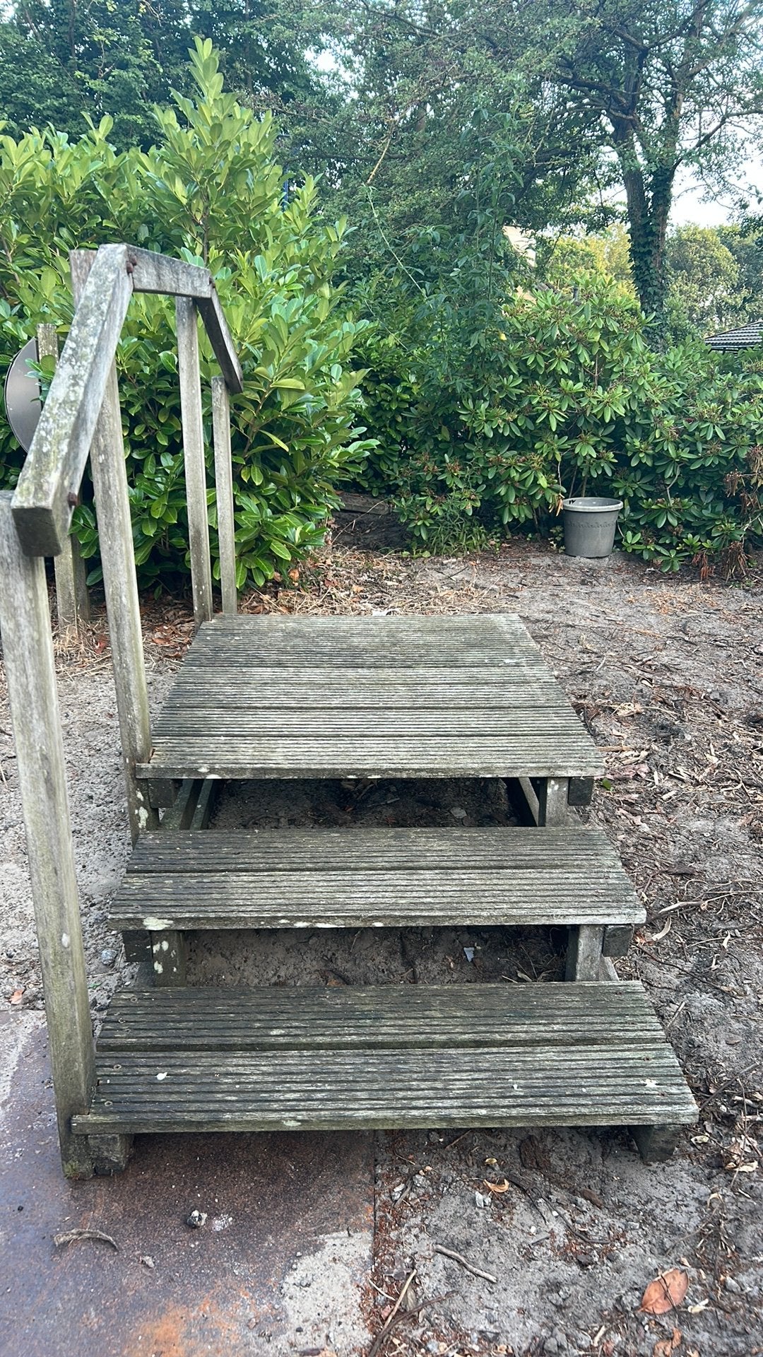 Trap voor stacaravan, Ophalen, Gebruikt, Hout