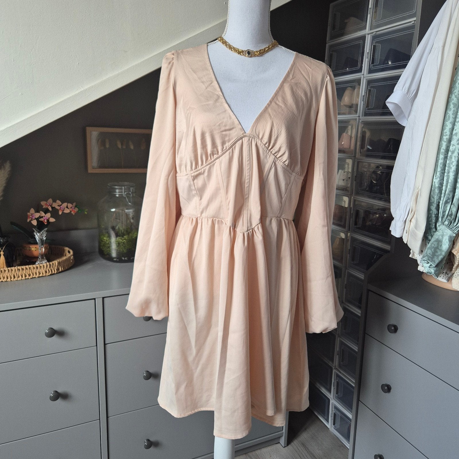 Boohoo mini jurk met korset detail – Zalmroze – Maat 42 (XL), Kleding | Dames, Jurken, Maat 42/44 (L), Ophalen of Verzenden, Zo goed als nieuw