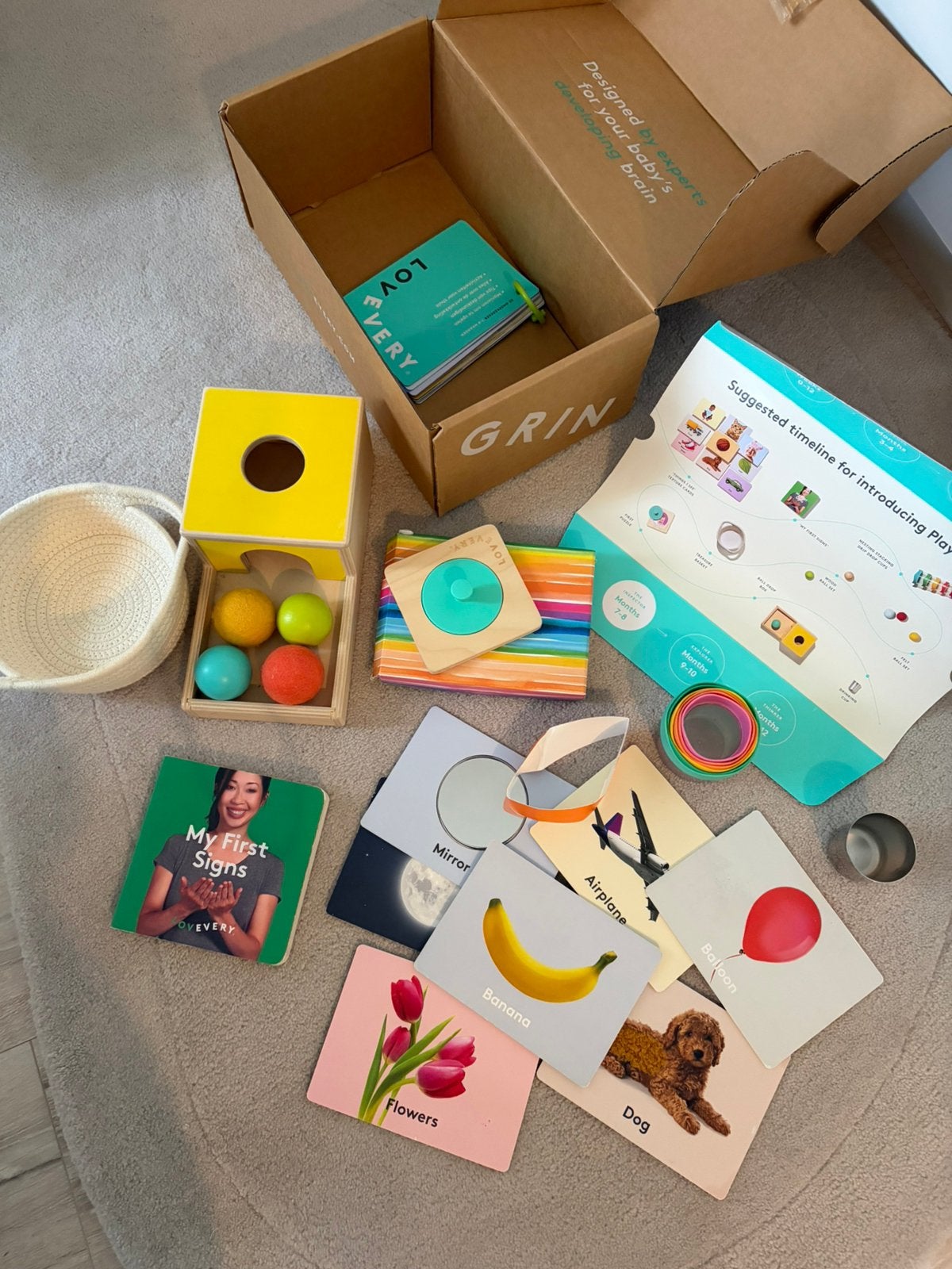Lovevery the inspector playkit 7-8 mnd, Ophalen of Verzenden, Zo goed als nieuw