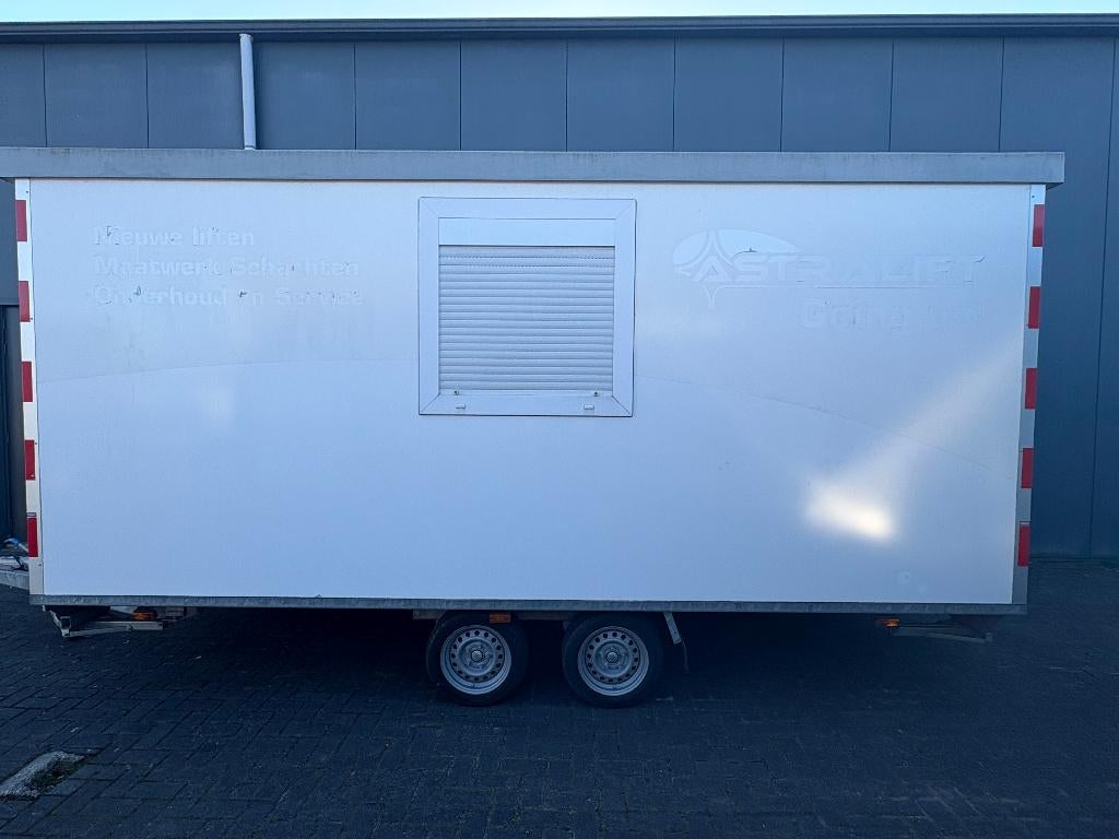 Te koop grote snelverkeer schaftwagen 5 x 2.2 m tandemasser, Ophalen, Zo goed als nieuw