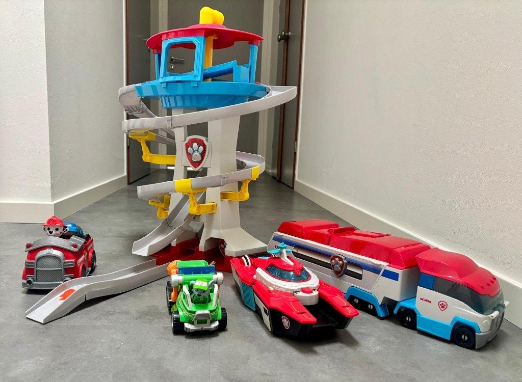 Grote Paw Patrol set met uitkijktoren en voertuigen, Ophalen, Gebruikt