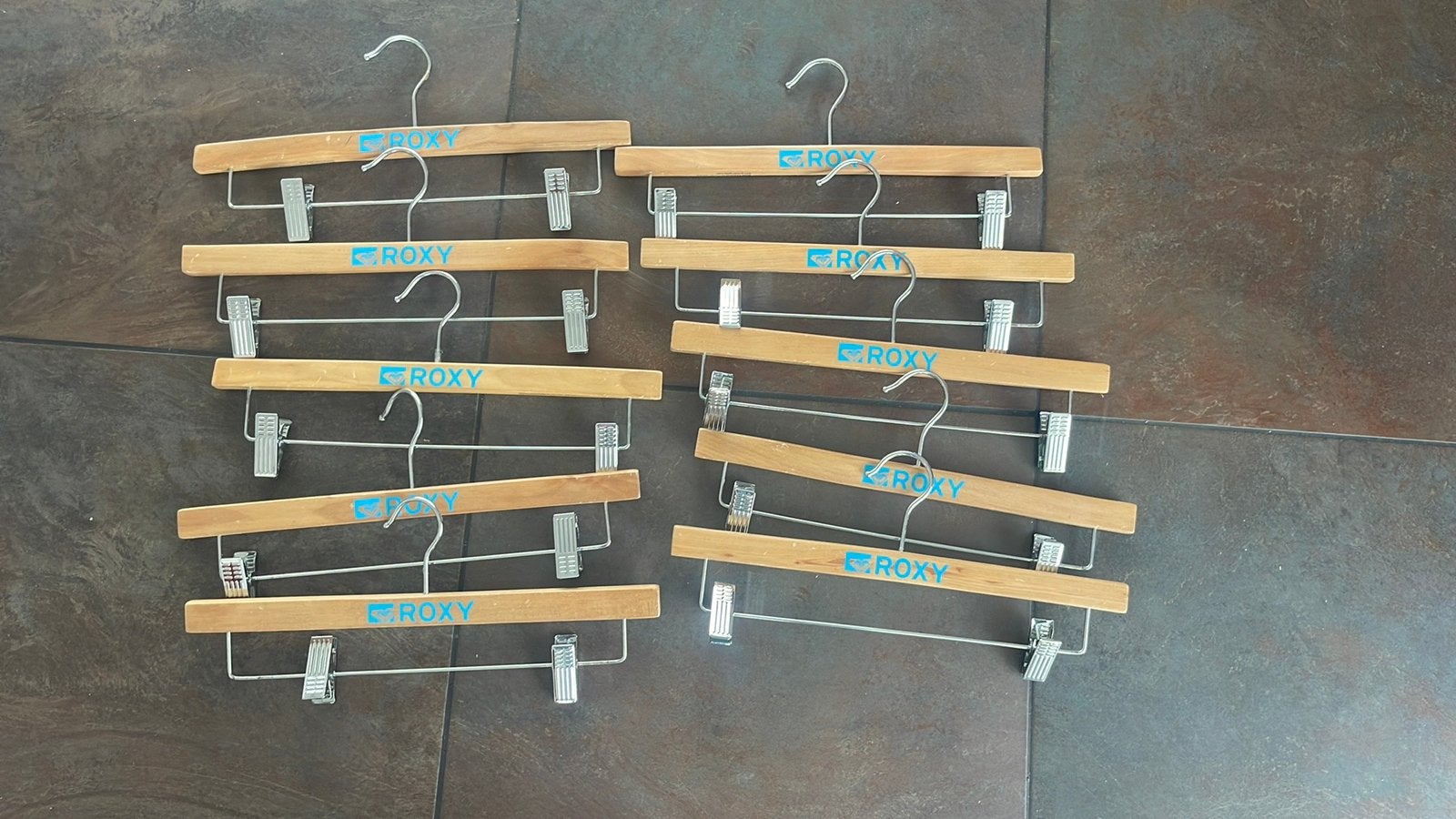 10 rok hangers, Ophalen of Verzenden, Zo goed als nieuw, Hout, Volwassenen