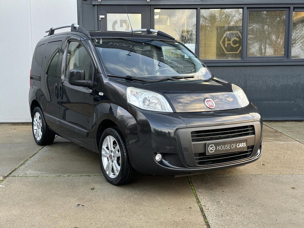 Fiat Qubo 1.4 MyLife Airco Lichtmetaal Radio/CD/AUX PDC, Auto's, Fiat, Voorwielaandrijving, Euro 5, Zwart, 4 cilinders