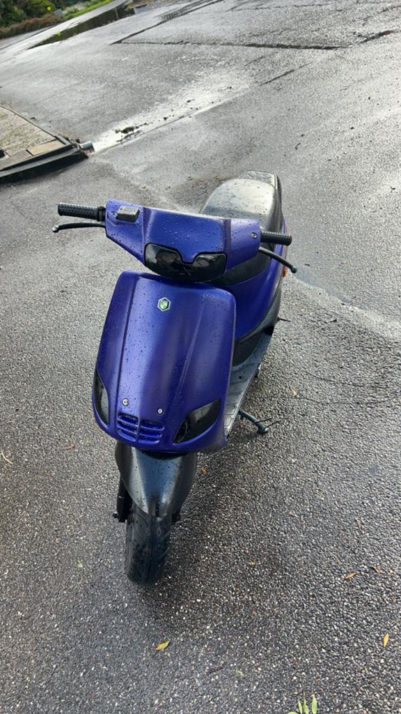 zip type 3 70cc, Fietsen en Brommers, Scooters | Piaggio, Ophalen, Zo goed als nieuw, Tweetakt, Zip