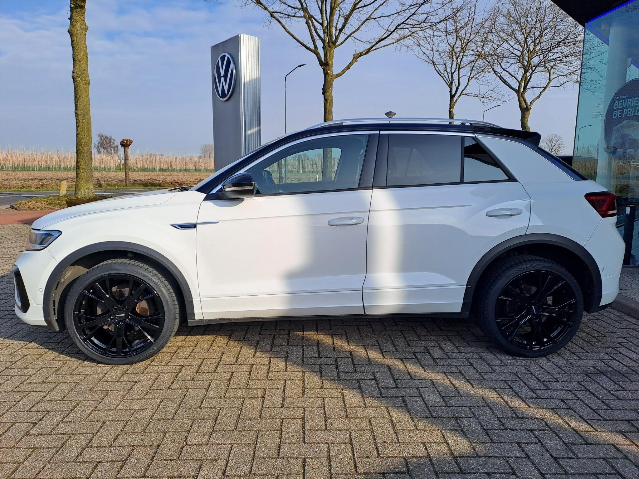 Volkswagen T-Roc 1.5 TSI R-Line | 150PK | AUTOMAAT | NAVIGAT, Auto's, Volkswagen, 12 maanden, 1258 kg, 1498 cc, 4 cilinders