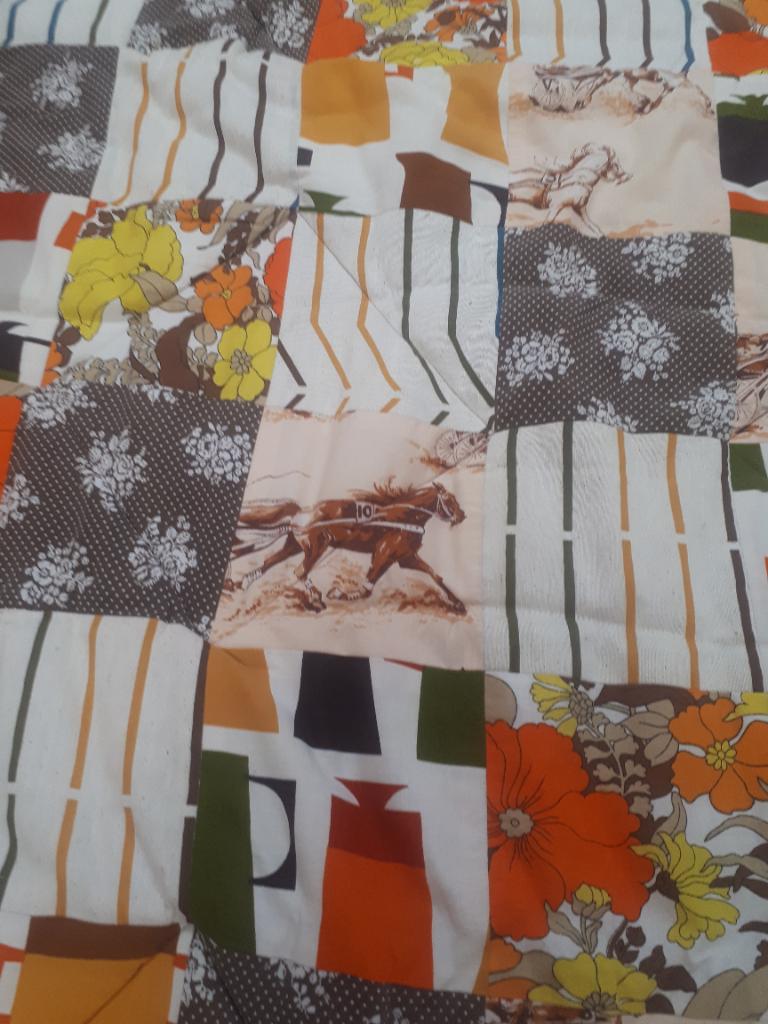 Quilt patchwork deken retro, Overige kleuren, 150 tot 200 cm, Ophalen of Verzenden, Zo goed als nieuw