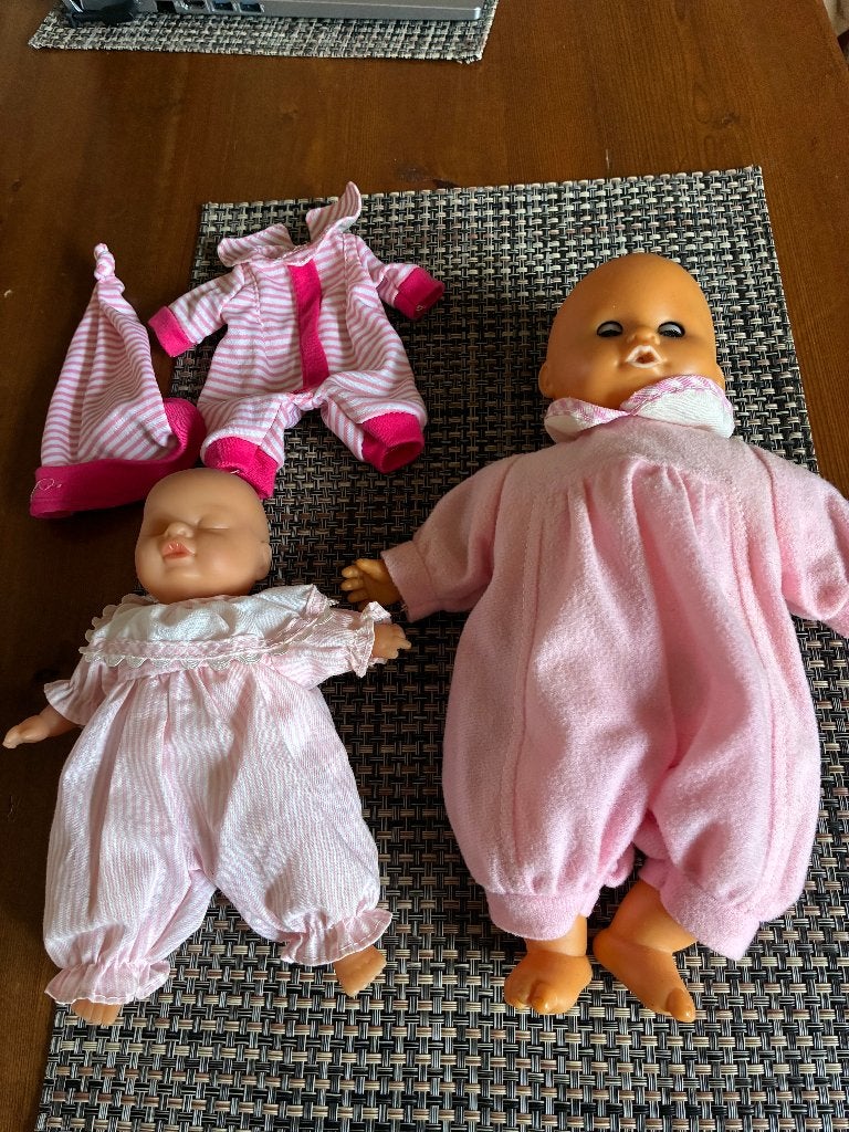 Sprekende pop 28 cm en  Pop 20 cm met extra kleding setje, Kinderen en Baby's, Speelgoed | Poppen, Ophalen of Verzenden, Zo goed als nieuw