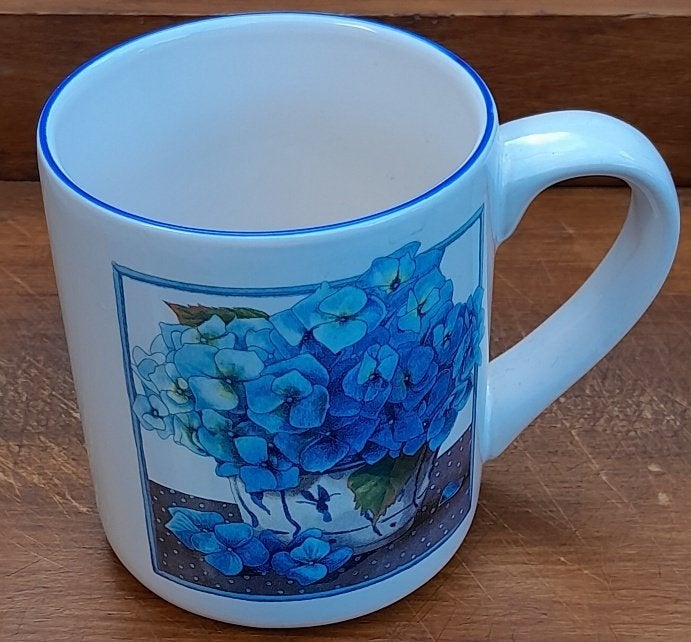 Mok Hortensia's, Gebruikt, Overige stijlen, Aardewerk, Mok