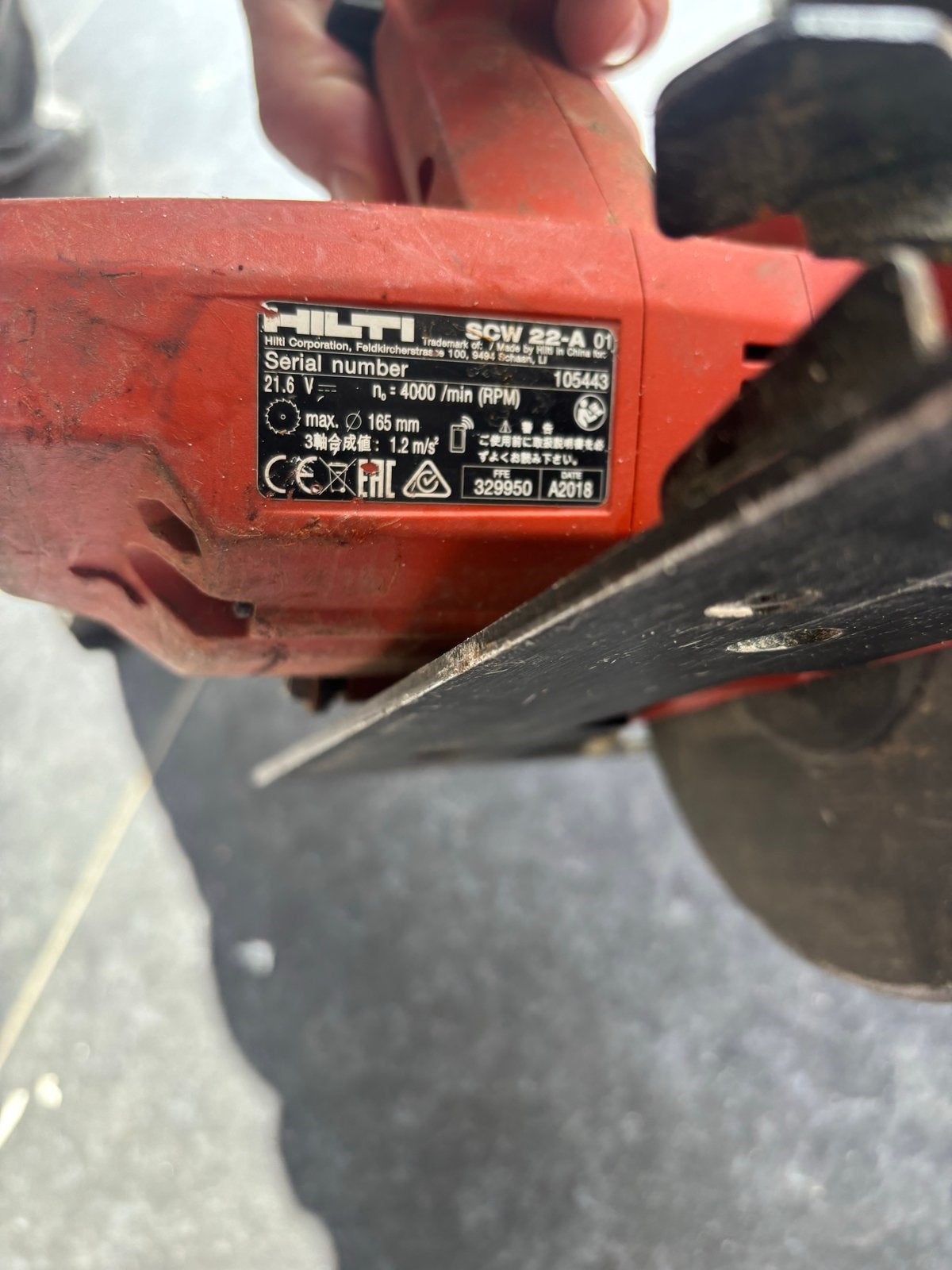 Hilti SCW 22-A Accu Cirkelzaag - Krachtig en Compact, Doe-het-zelf en Verbouw, Ophalen, Gebruikt, Cirkelzaag, 70 mm of meer