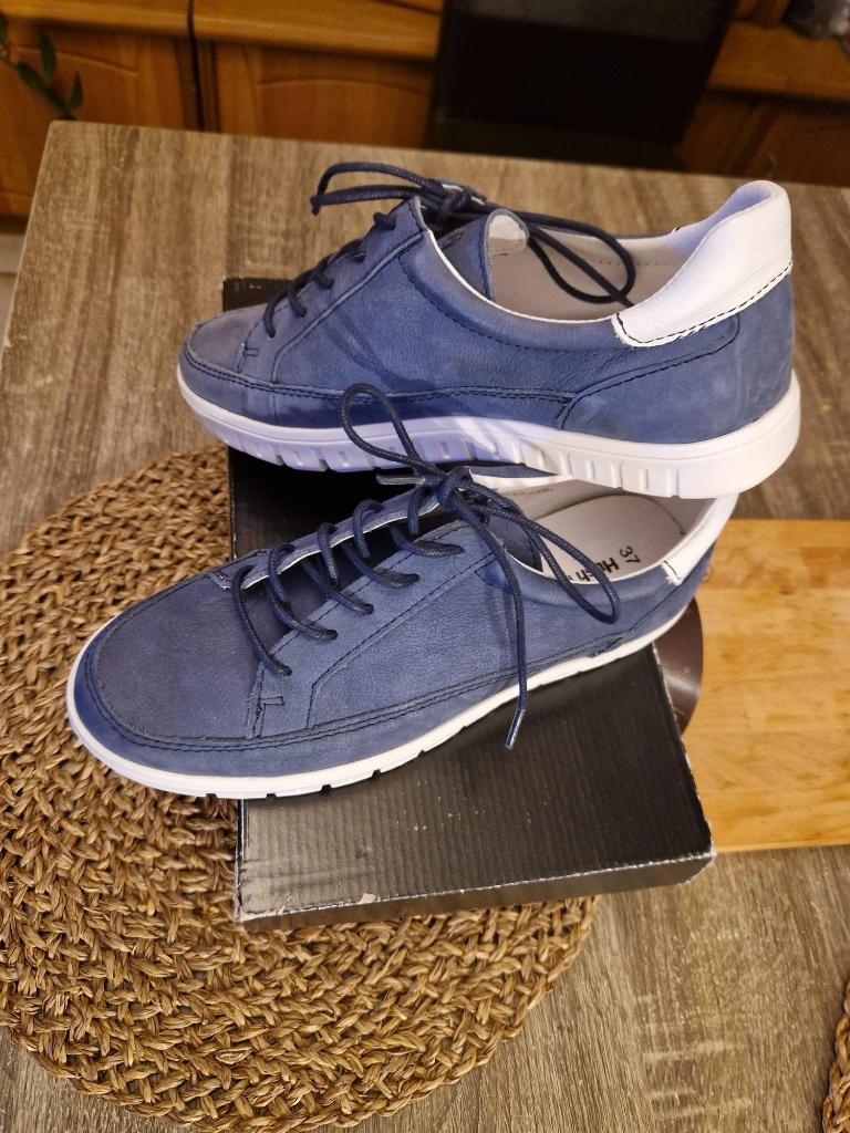 Dames snickers Hush Puppies 37. Leer. Blauw., Kleding | Dames, Schoenen, Blauw, Nieuw, Ophalen of Verzenden, Sneakers of Gympen