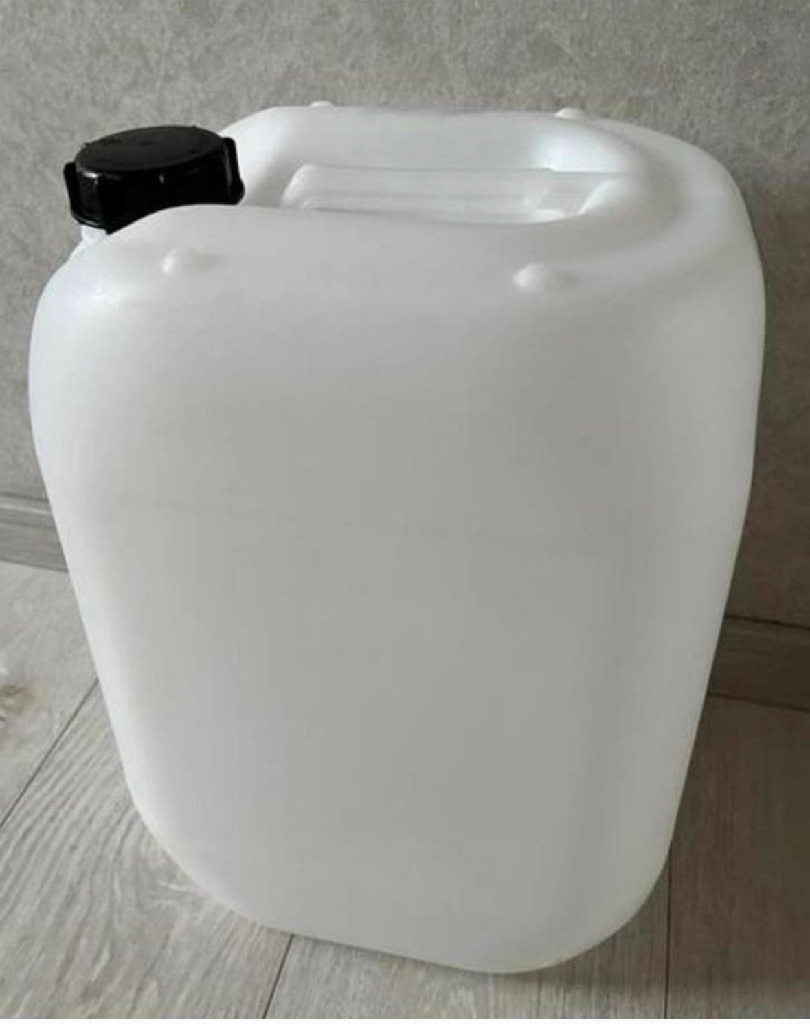 Stevig en dikke jerrycans. Perfect voor alle soorten …, Ophalen of Verzenden, Zo goed als nieuw