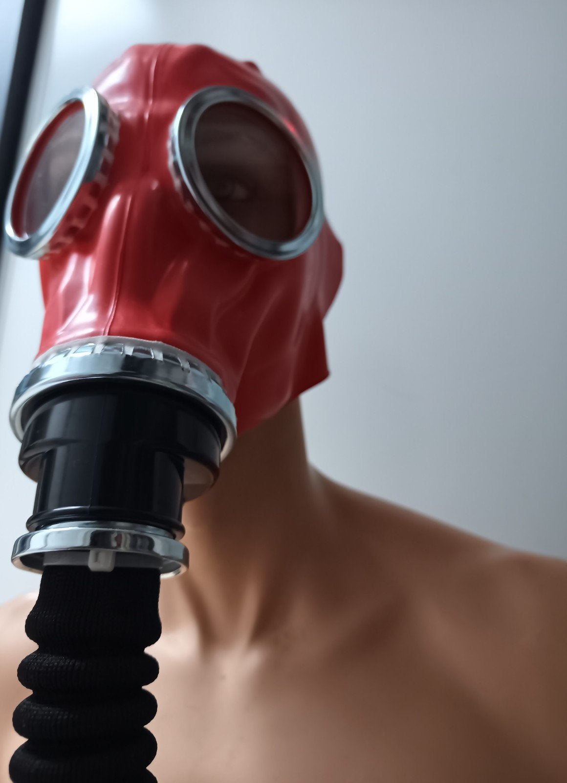 Rubber latex rood masker rubber kap gasmasker, Ophalen of Verzenden, Nieuw, Overige typen