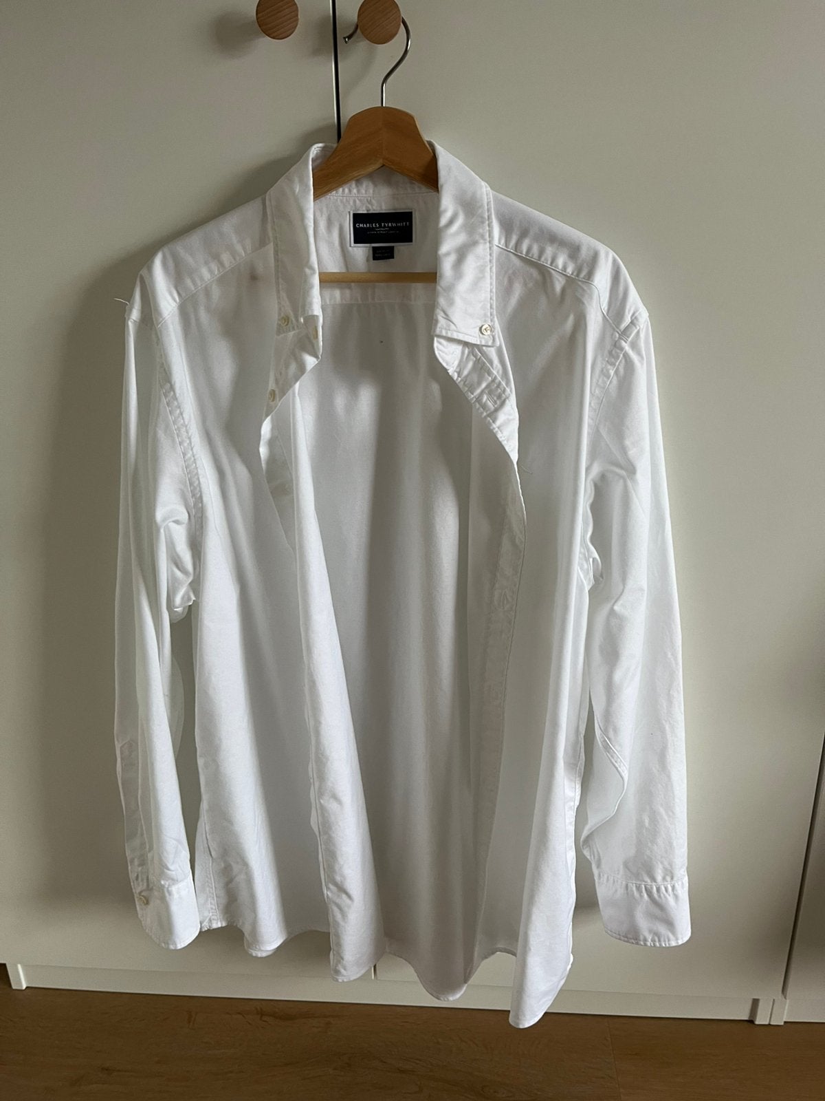 Wit overhemd Charles Tyrwhitt, 100 % katoen, maat XL, Ophalen of Verzenden, Zo goed als nieuw, Wit, Halswijdte 43/44 (XL)