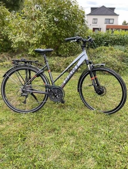 Exclusive | Giant Aspiro RS | 27 versnellingen | Z.G.A.N., Ophalen, Zo goed als nieuw, Minder dan 10 versnellingen, Giant