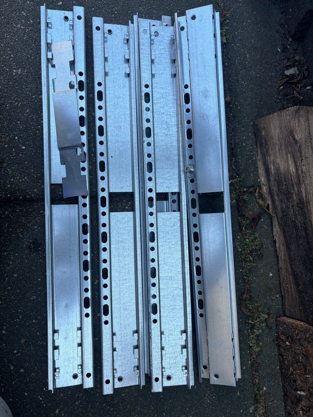 4x Wandrails voor IKEA Besta kastjes, Ophalen, Gebruikt